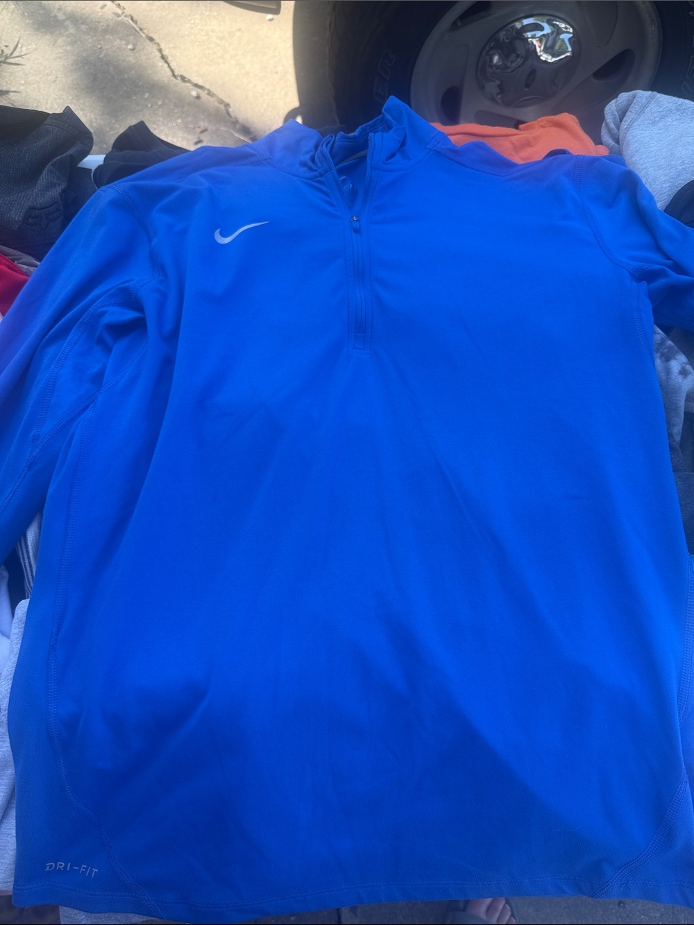 Nike Men’s Royal Blue Quarter-Zip Performance Pullover